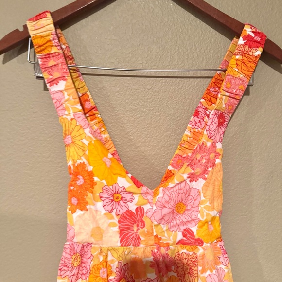 Petal + Pup Bold Vibrant Floral Cross Back V-Neck Maxi Dress Orange Size 2 - Picture 3 of 8